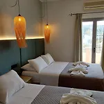 Hotel Ninos On The Rodas
