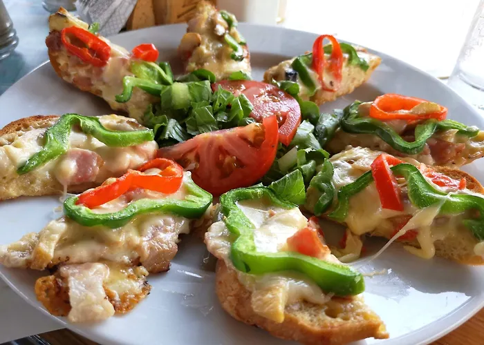 Ninos On The 2* Roda (Corfu)