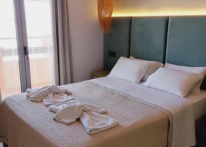 Ninos On The Hotel 2*